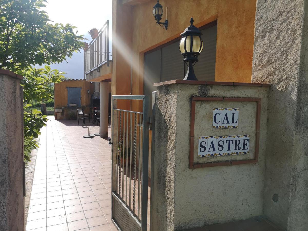 Masoveria De Cal Sastre Жирона Экстерьер фото